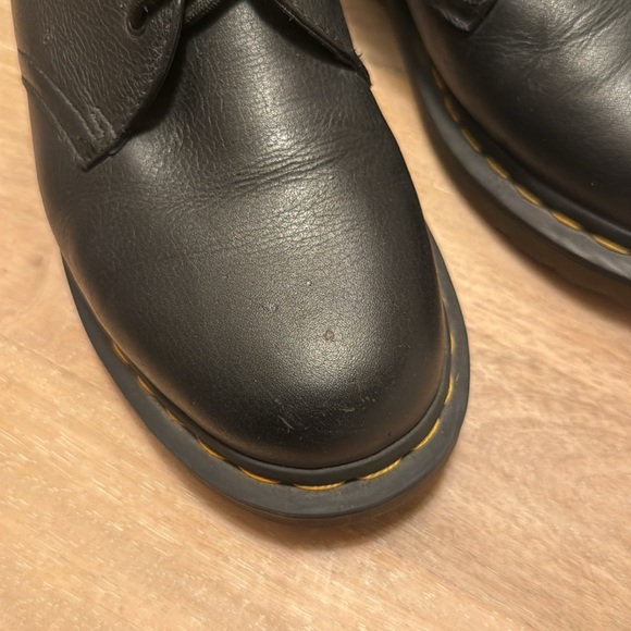 Dr. Martens 1461 Oxford - Black Low Top Docs - Picture 5 of 8